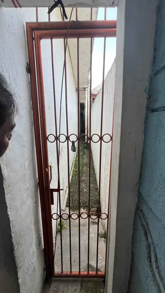 Dijual Cepat Rumah Lama Harga Dibawah Pasaran di Kemayoran