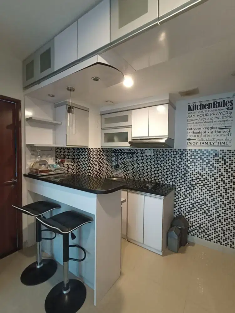 Dijual 2 Bedroom Hook Furnish Two Barclay Akses Mall di Grand Kamala