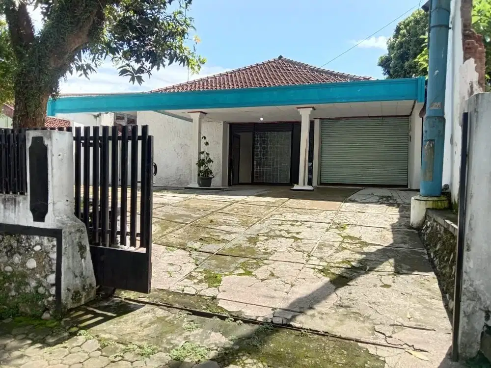 Rumah klasik dekat pasar Manis, stasiun Purwokerto