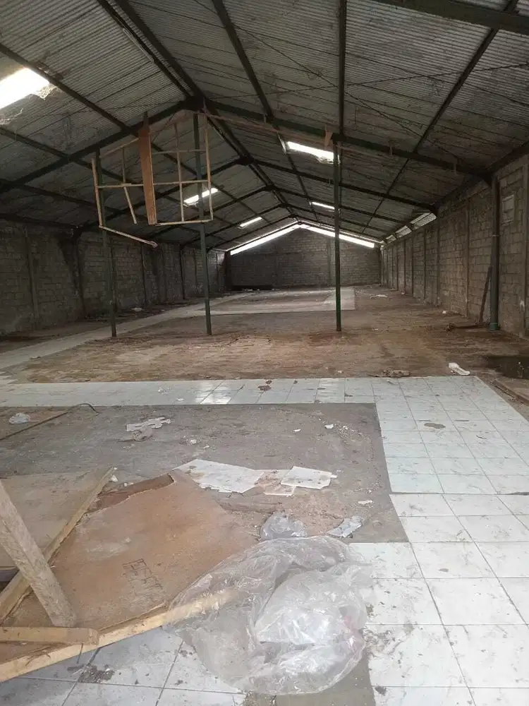 sewakan Gudang 500 m2 lahan 20 are di Asta sura Denpasar Utara Bali