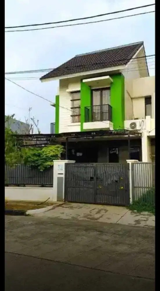 Dijual cepat Rumah termurah 3 lantai di harapan mulya bekasi