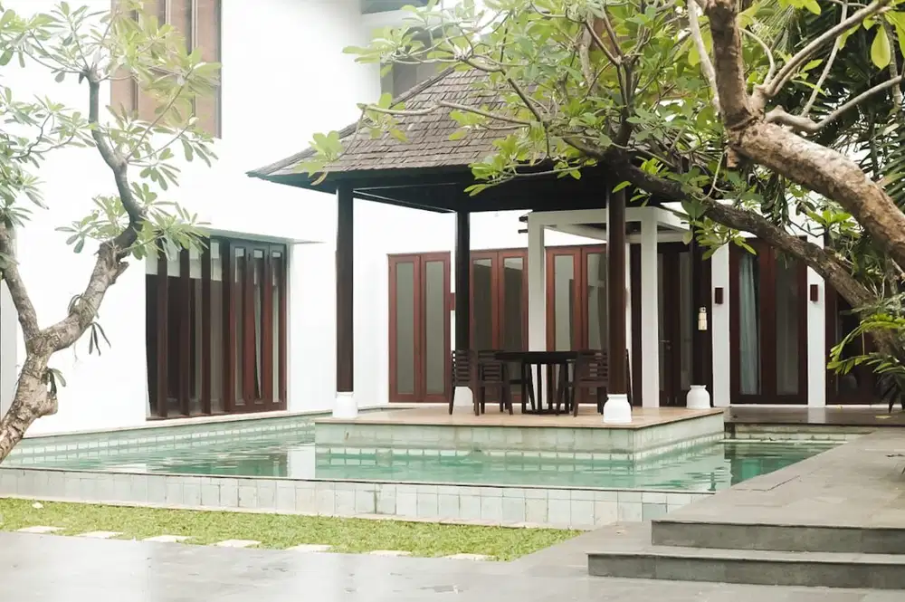 5 Bedroom Modern House in Tropical Compound in Cipete - Avail Sept 202