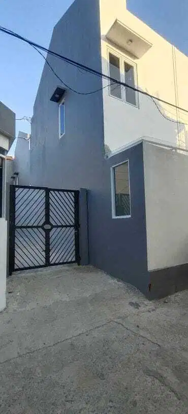 Di Jual Rumah 2Lt Dekat Dengan Stasiun sawah Besar Bebas Banjir Jakarta Pusat