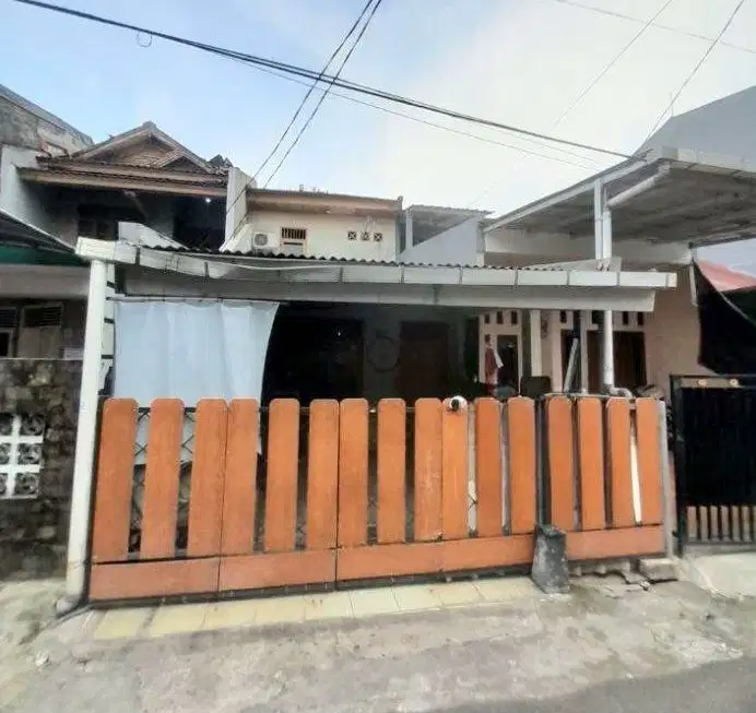 MURAH Rumah 1,5 Lantai Pondok Kelapa Duren Sawit