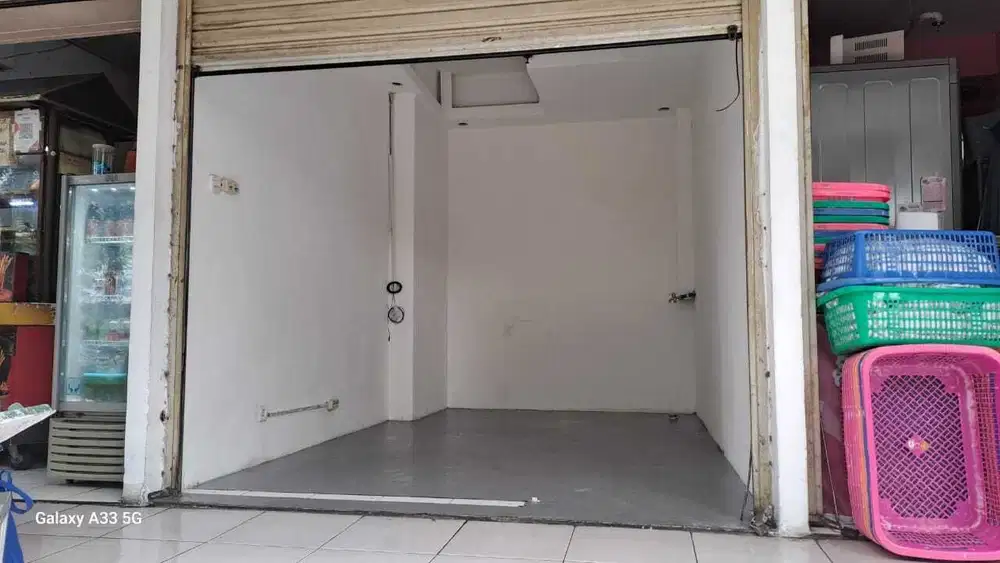 Sewa Kios Tahunan di Tower Geranium Bassura City - Free IPL