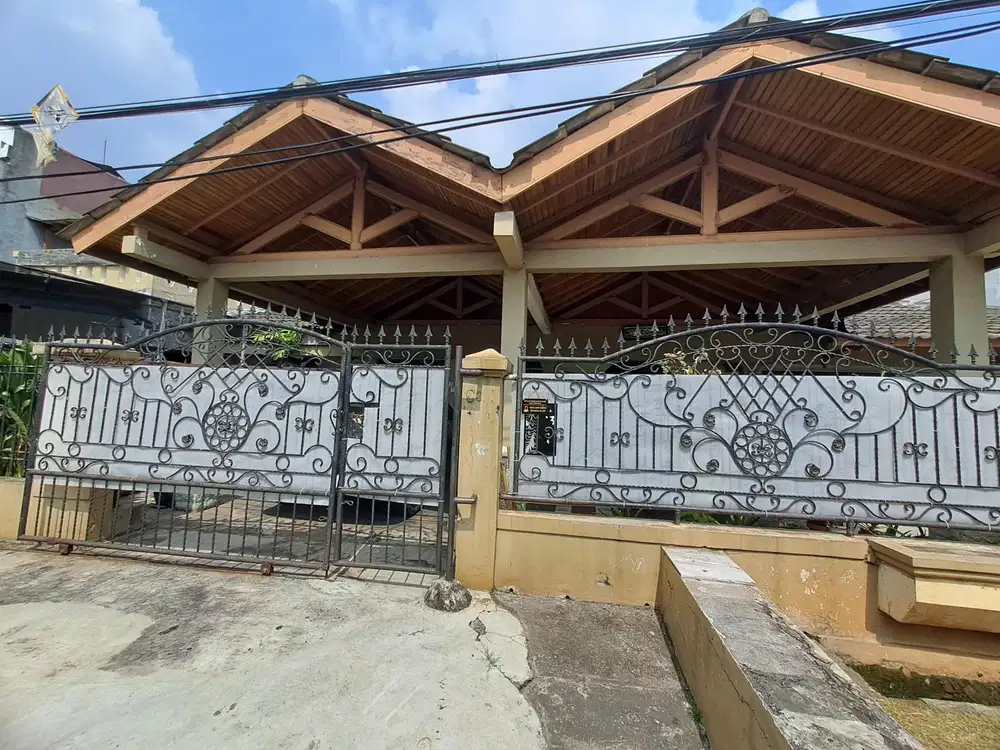 Rumah Luas strategis Hitung tanah di Kosambi Cengkareng Jakarta Barat