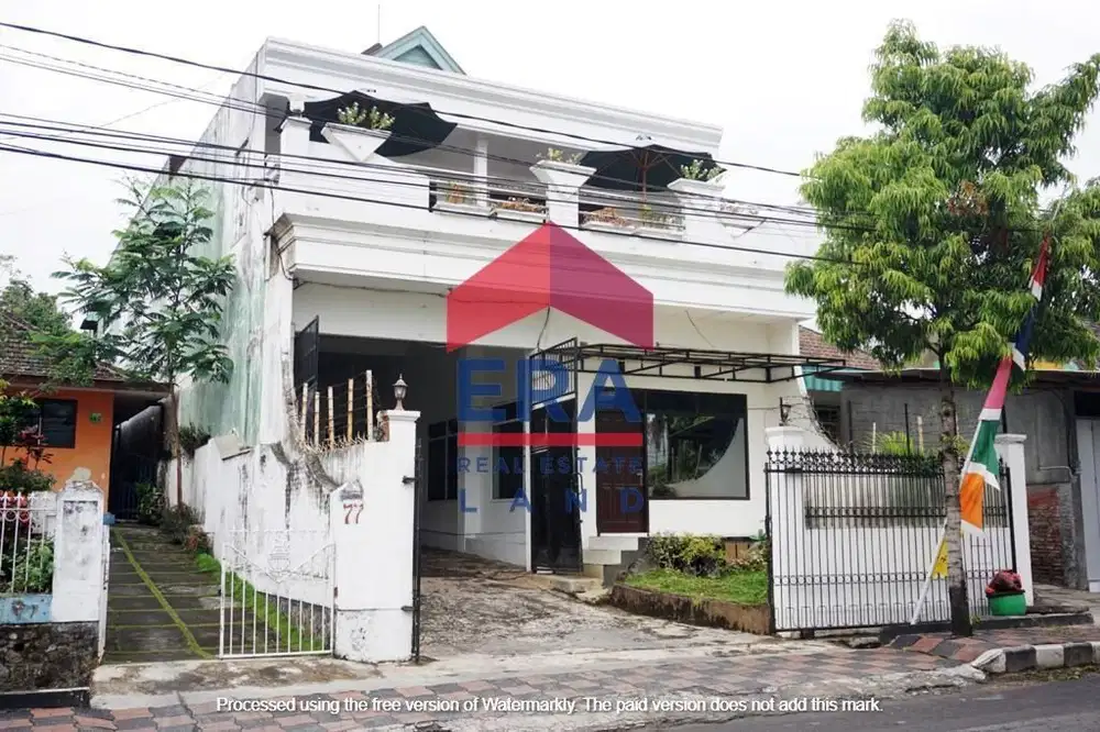 Dijual Rumah di Jalan Suropati Batu