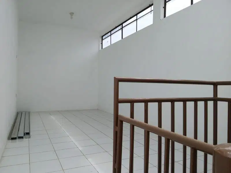 Rumah Cantik disewakan di Taman Kopo Ketapang