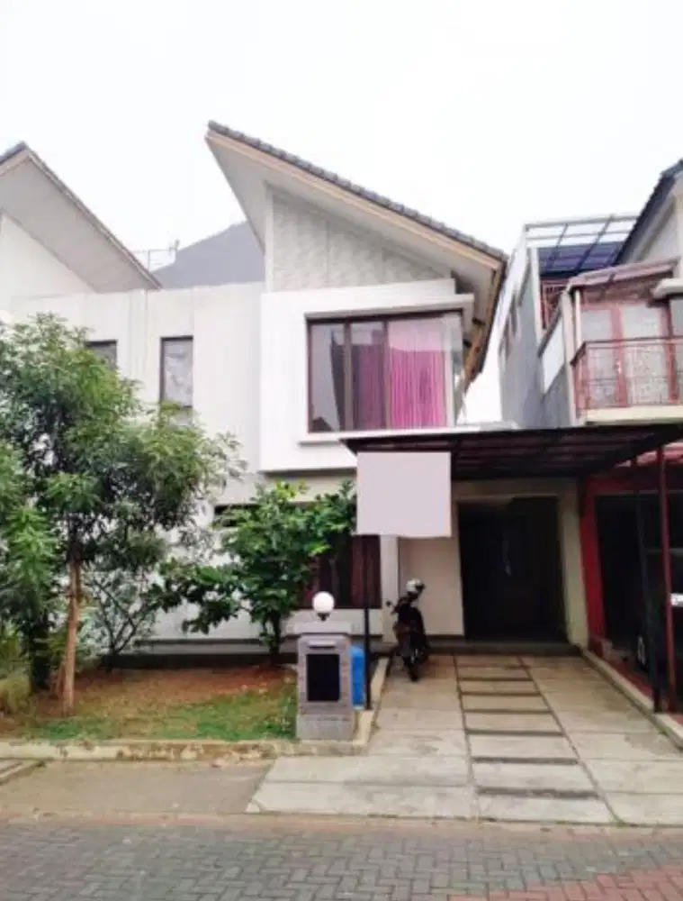 Cluster Serenade Lake Gading Serpong Rumah 2 Lantai 2,3 M Nego