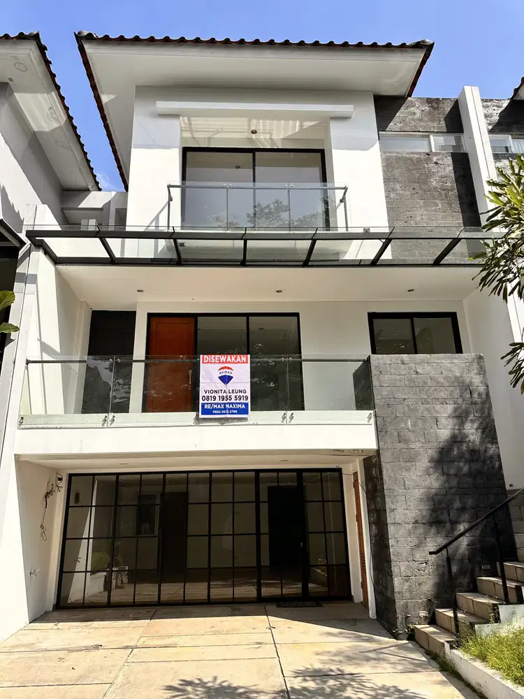 DISEWAKAN RUMAH DALAM KOMPLEK PONDOK LABU GREEN GARDEN