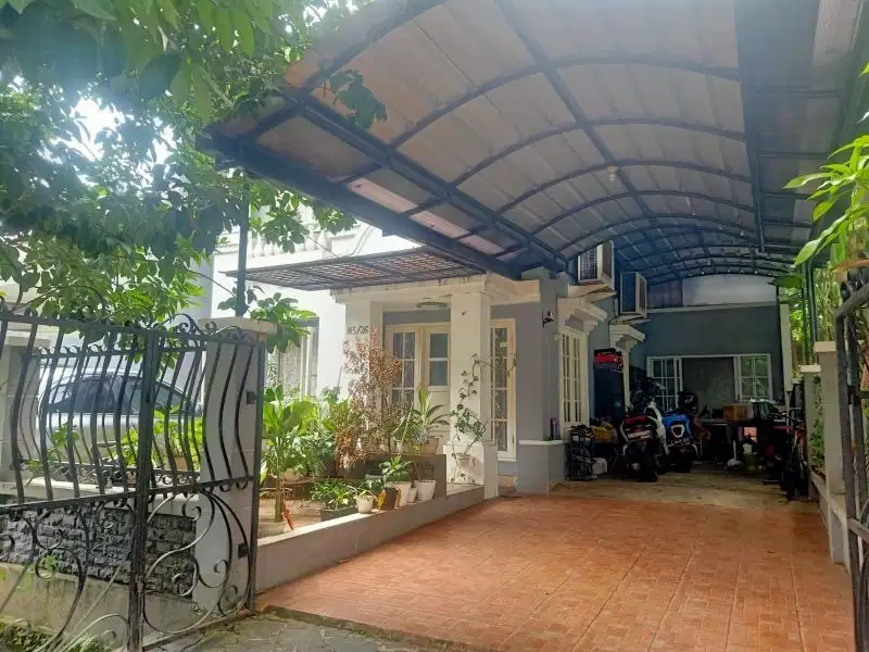 RUMAH DISEWAKAN DI RAFFLES HILLS CIBUBUR