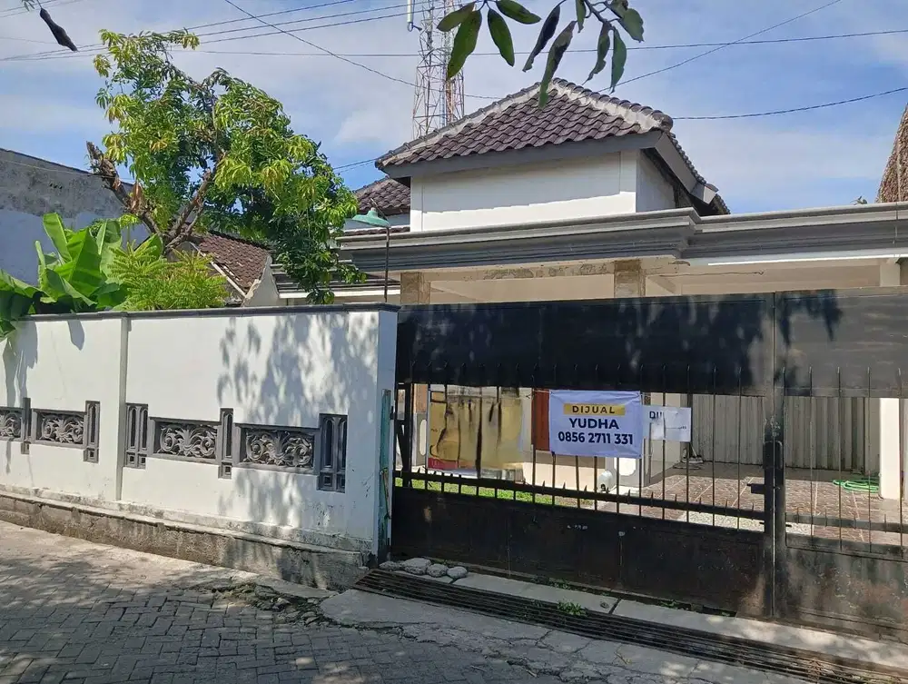 Rumah Bagus Siap Huni Belakang Polsek Pedurungan Majapahit