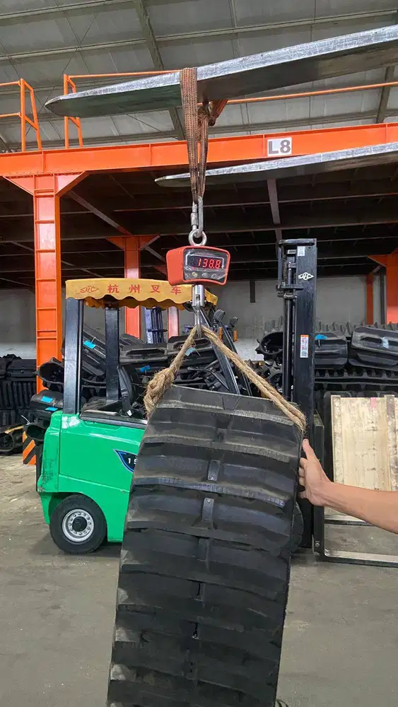 Rubber Track 400x90x56 untuk excavator undercarriage