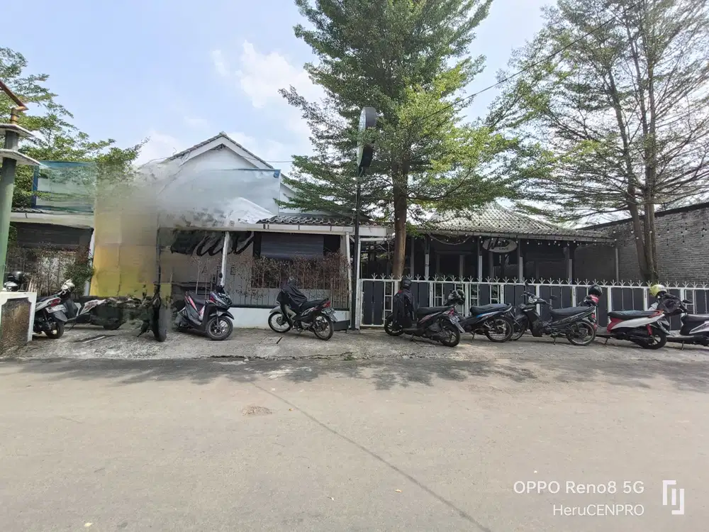 Dijual tanah kosong strategis bonus bangunan Cafe kompleks GOR Pwt