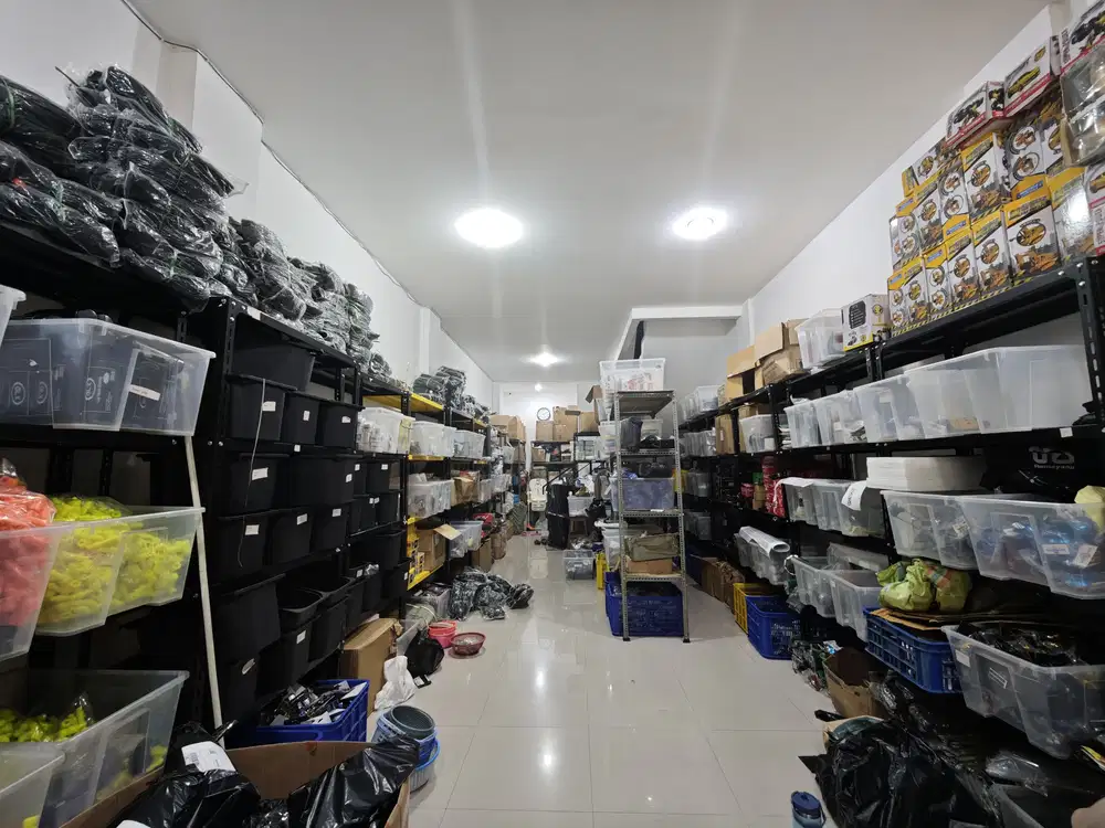 DIJUAL RUKO 4 LANTAI AREA KOMERSIL DI MAPHAR AREA TAMAN SARI