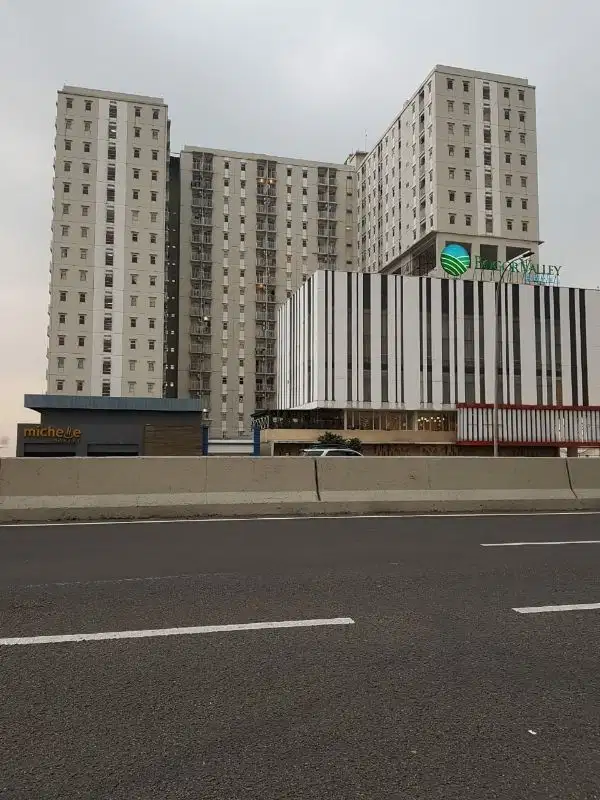 Dijual Apartemen Bogor Valley Full Furnished Tinggal Bawa Koper