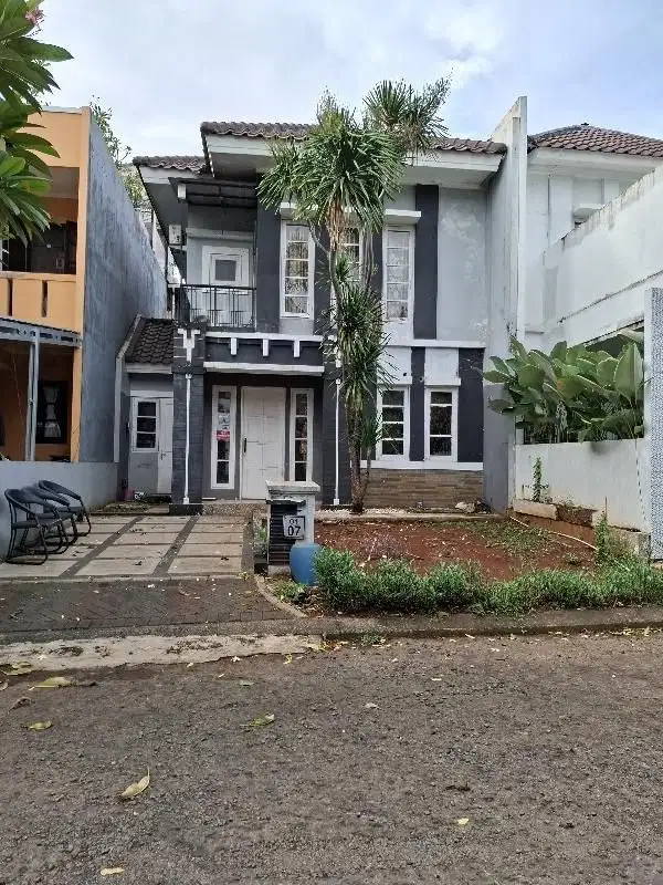 Di Sewakan Rumah 2 lantai di Legenda Wisata Cibubur