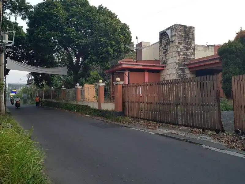 Ruang Usaha Karaoke Harga Hitung Tanah di Bandungan Semarang