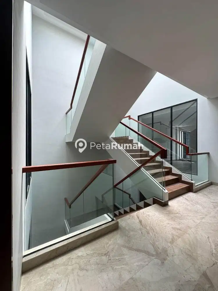 VILLA KOMPLEK CITRALAND GAMA CITY CLUSTER FULLERTON