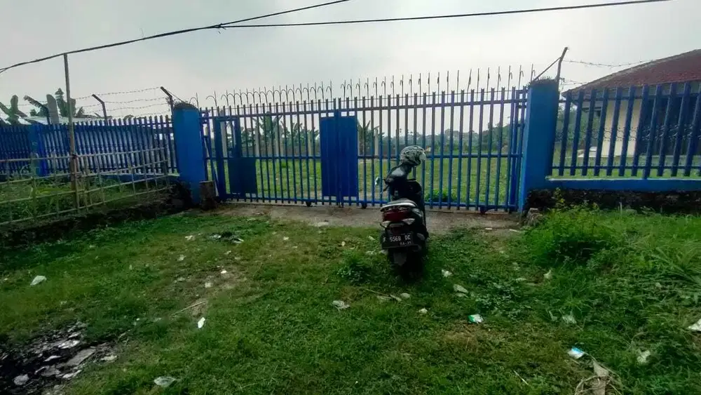 Disewakan Tanah 2250m ada bangunan Pinggir Jalan Sholes Iskandar Bogor