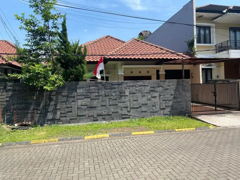 Sewa rumah di batununggal
