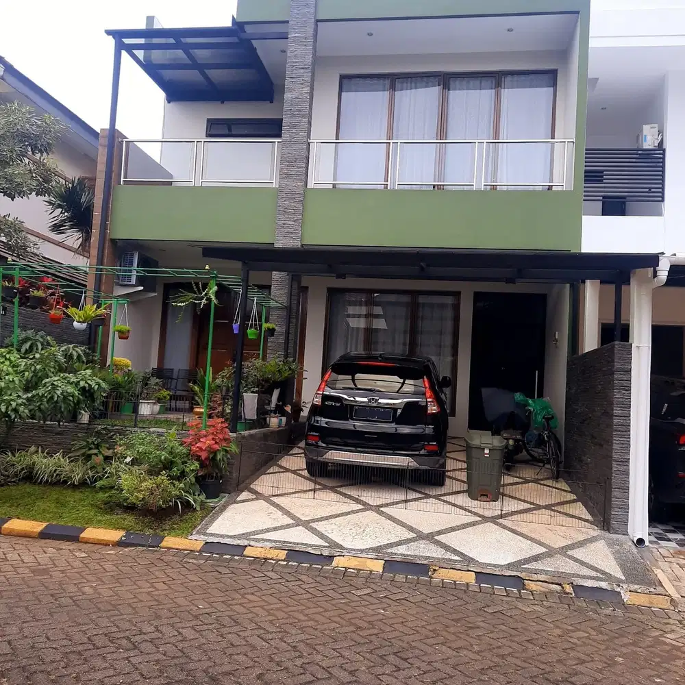 DI JUAL RUMAH GOLF ESTATE CLUSTER HELINIUM