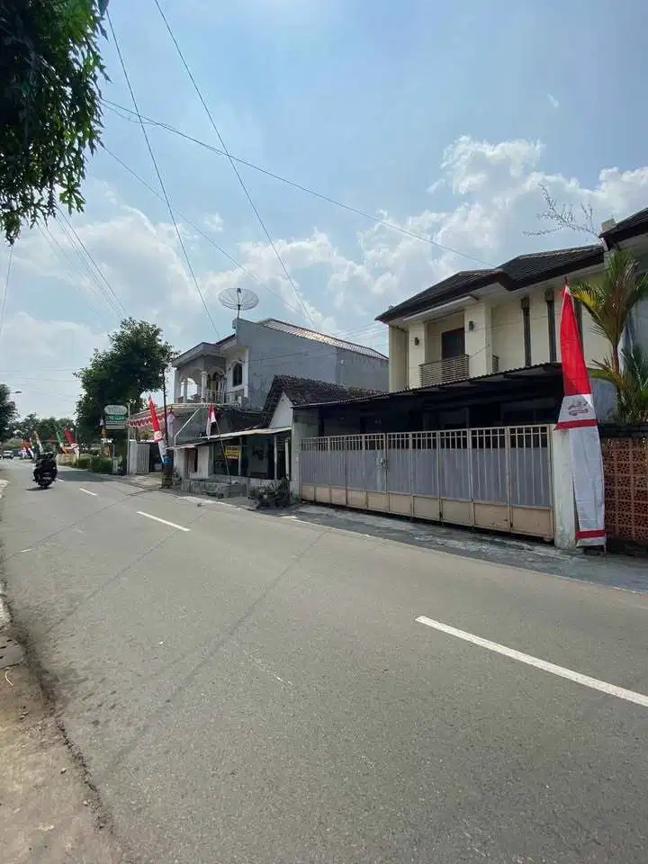 Rumah Siap Pakai Ditepi Jalan Utama Cocok Kantor Dan Usaha Area Timoho