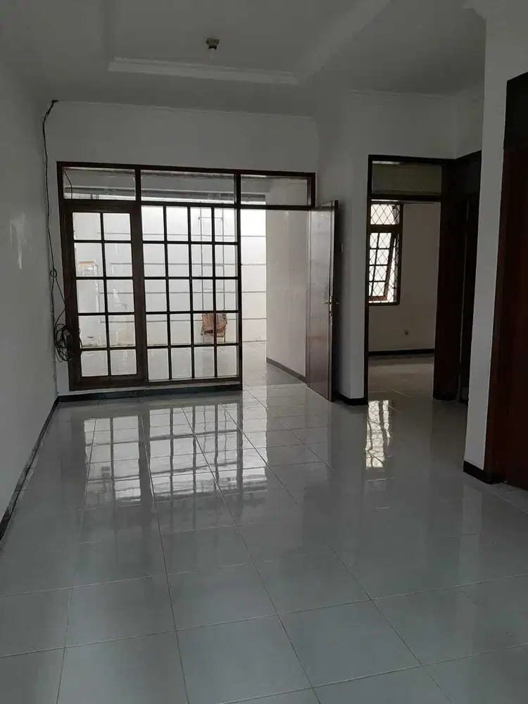 Sewa Rumah Batununggal siap huni