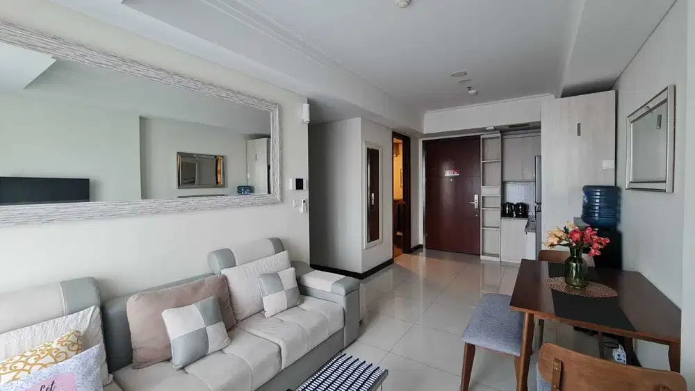 JUAL CASA GRANDE, JAKARTA SELATAN 2+1 BEDROOM CANTIK, FULLY FURNISHED