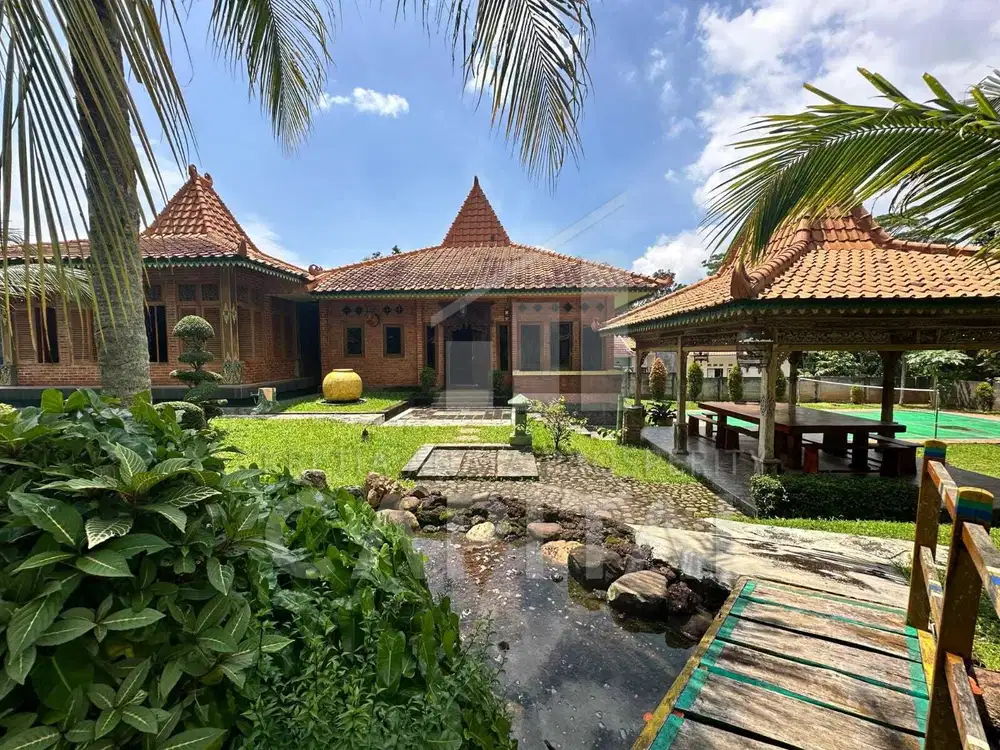 TURUN HARGA MAKIN ISTIMEWA RUMAH VILLA JAVANESE STYLE DI PURWAKARTA
