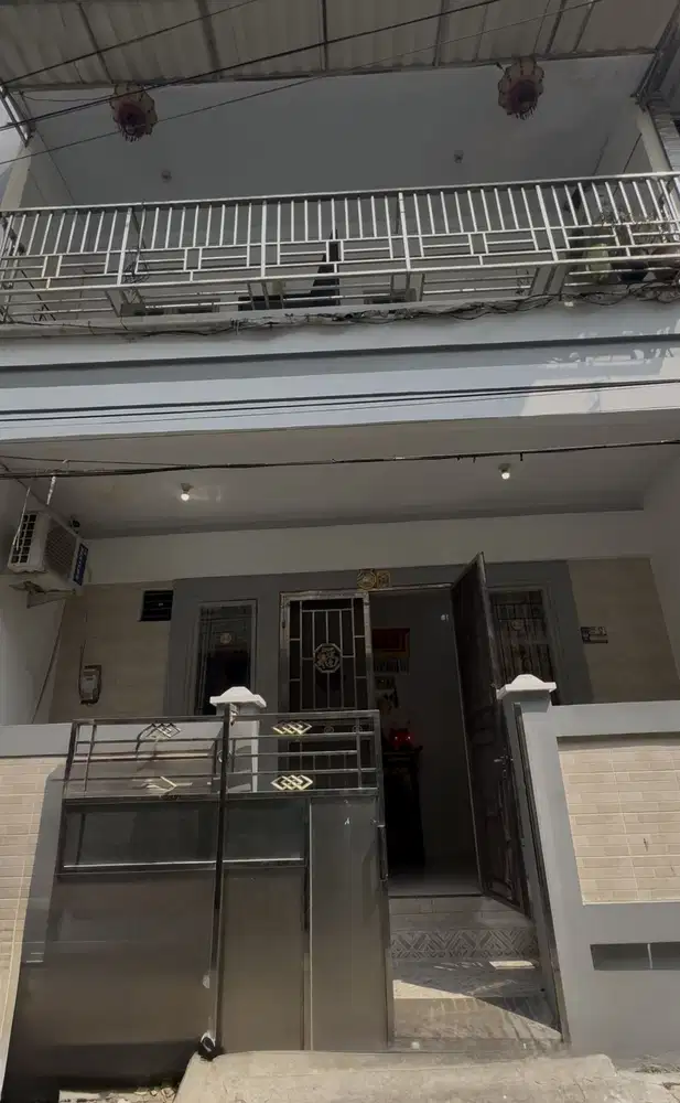 Rumah Murah 2 Lantai Furnitur Di Teluk Gong Jakarta Utara