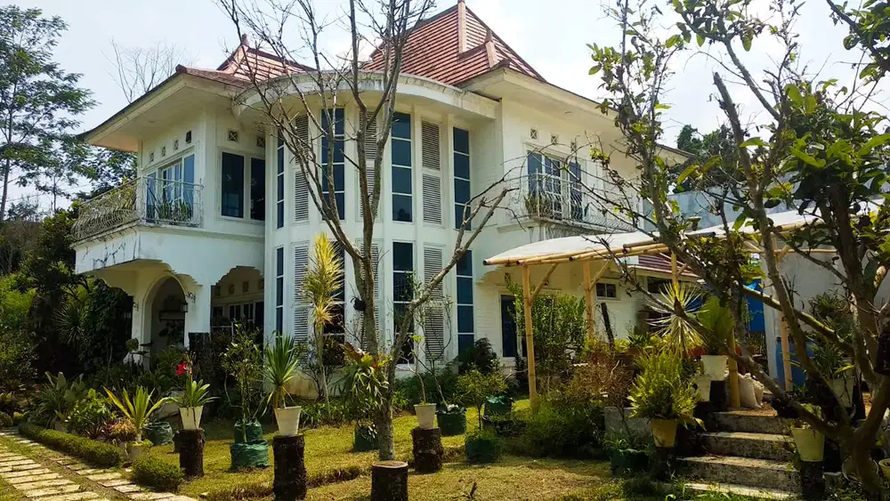 Villa Bagus Luas 2 Hektar + Kebun Tanaman Hydroponic