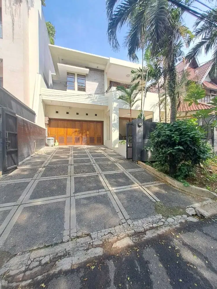 Disewakan Rumah Minimalis Siap Huni Lingkungan Asri Pondok Indah