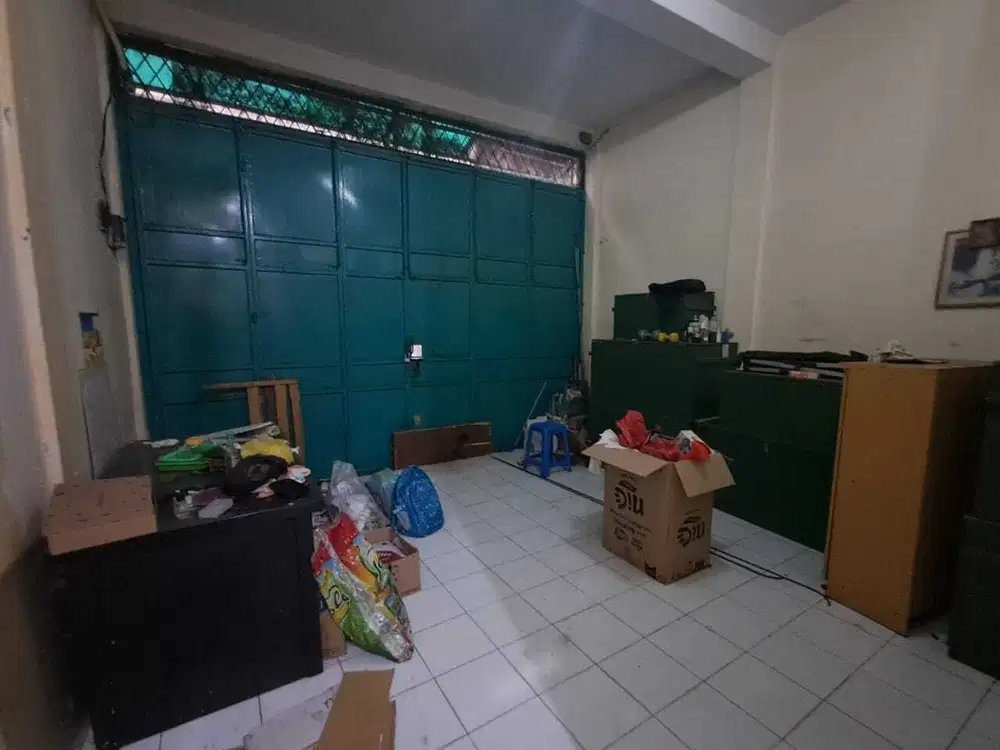 RUMAH 2 LANTAI DALAM GANG MOTOR