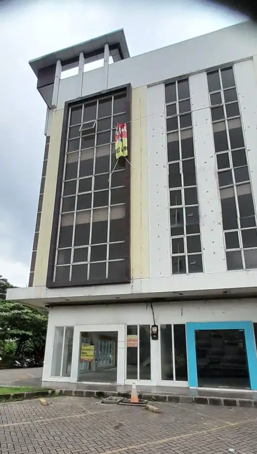 Dijual/Disewakan Ruko Gandeng 4 Lantai di Interchange Karawang Barat