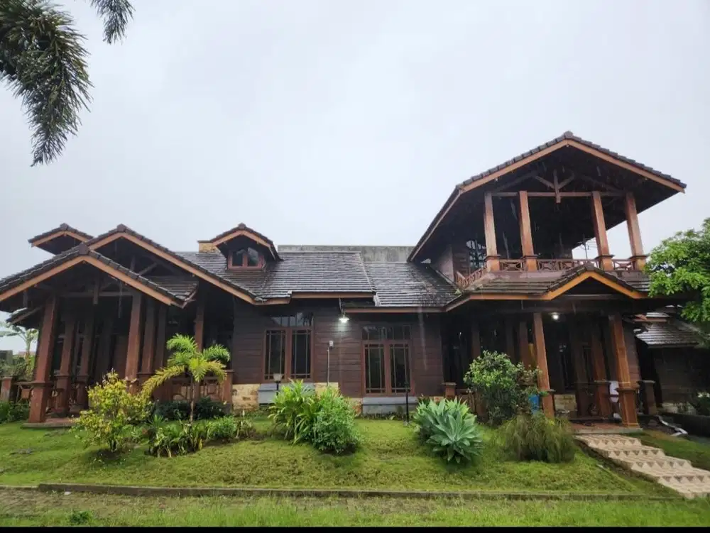 Dijual murah villa luas 1,5 lt di cipanas