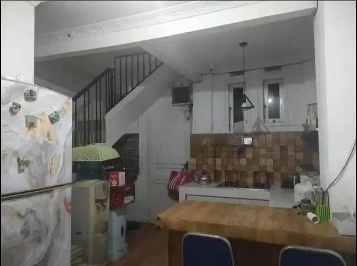 Disewakan Rumah 2,5 Lt siap huni Di Matraman Jakarta Timur