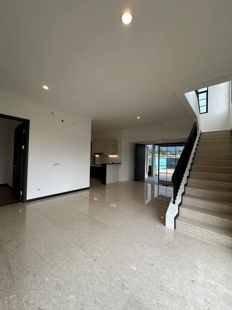 Rumah Cantik2 Lantai Selangkah ke Stasiun JATAKE di Hierra Welton BSD