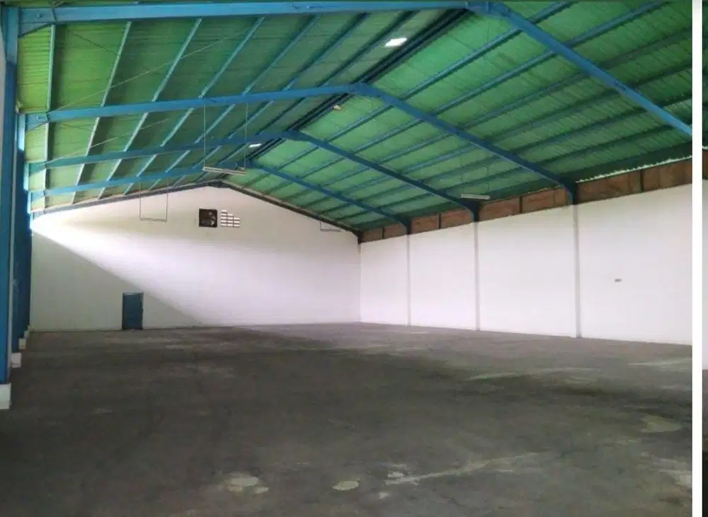 Gudang disewa di jln alternatif sentul bogor