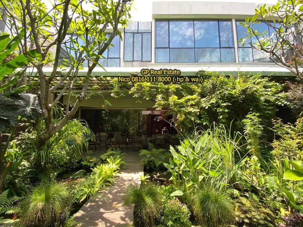 Rumah 710m2 2lt jl Ki Mangunsarkoro Menteng JakPus asri carpark n1074