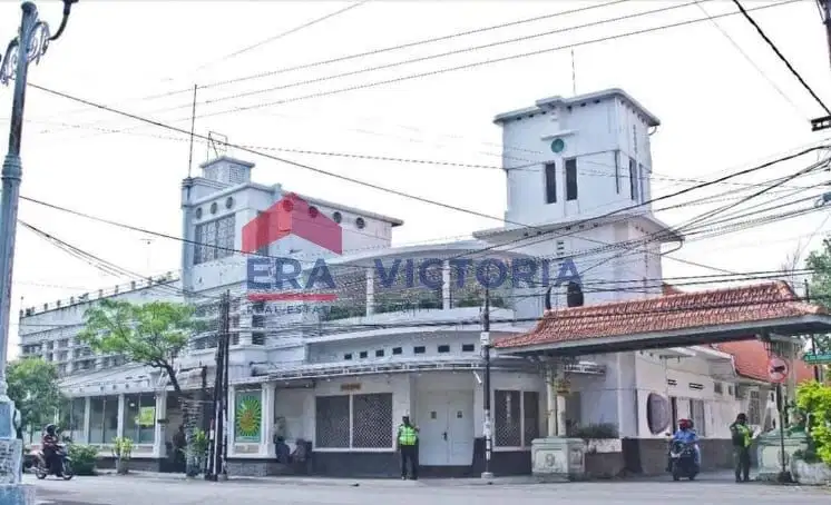 Ruang Usaha 3 lantai di Payaman Nganjuk