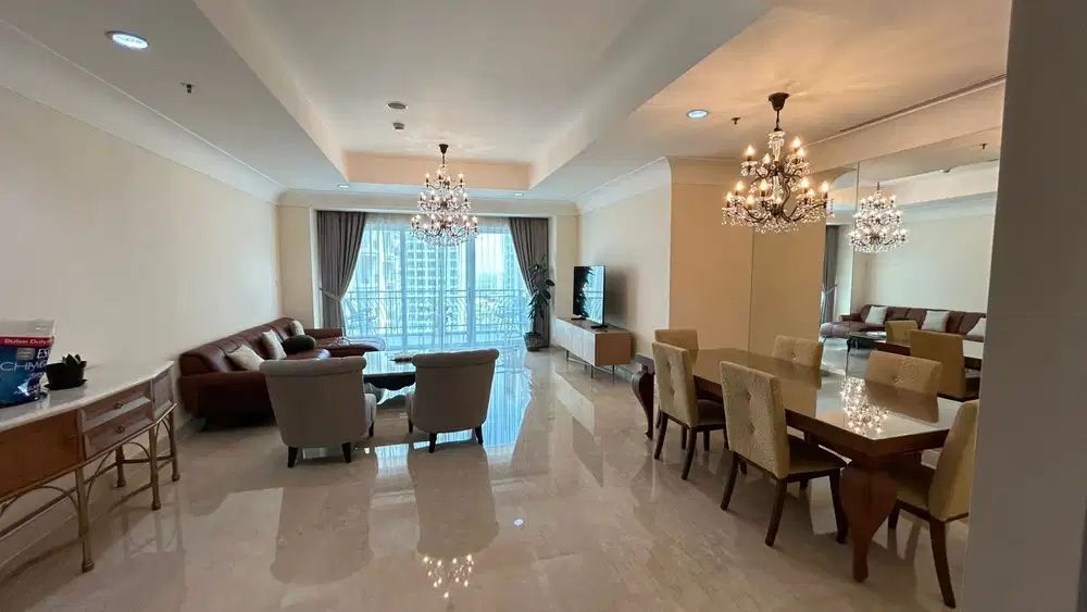 Apartement The Pakubuwono Residence 3 Br Bagus Full Furnished