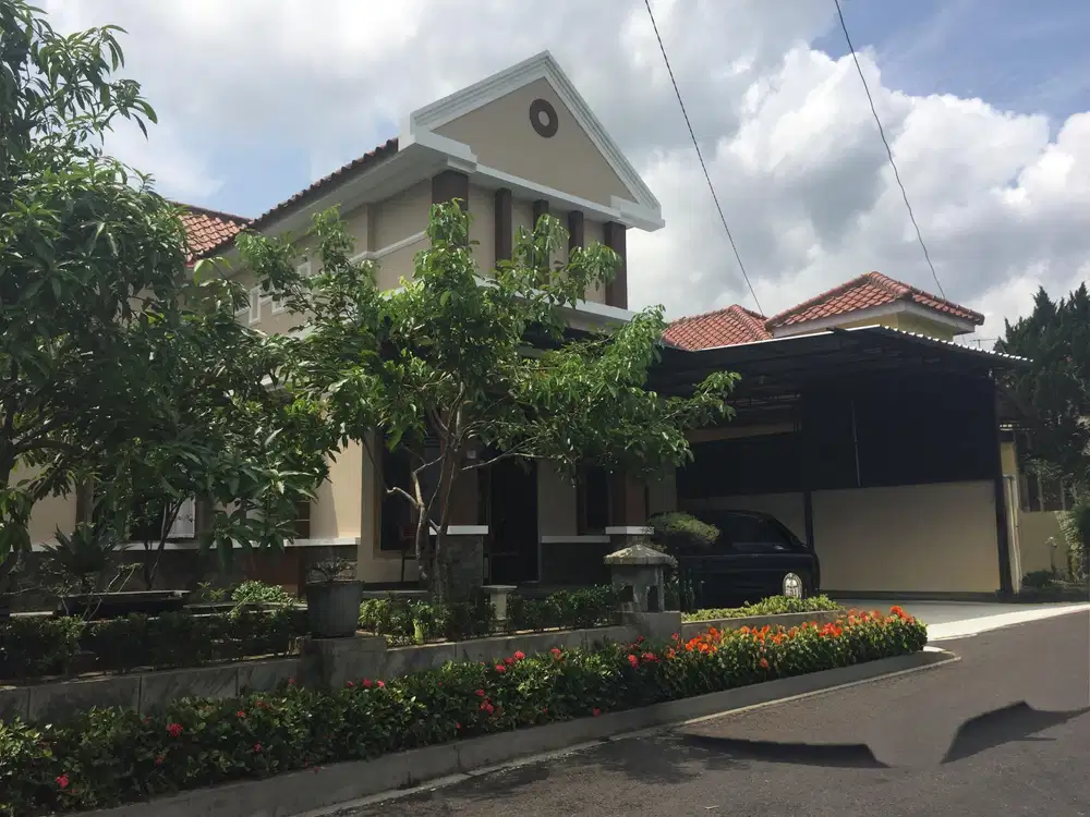 Rumah Hook perum Rafles elit Baturaden Purwokerto dekat kampus UNSOED, wisata Baturaden Purwokerto