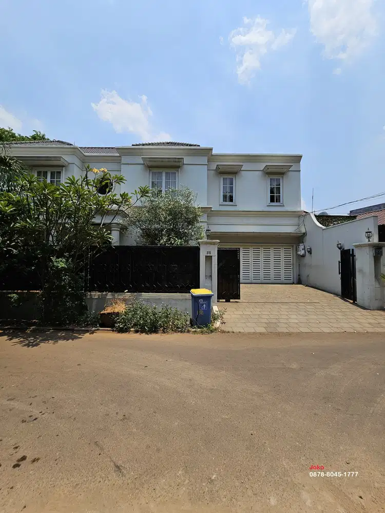 Rumah Mewah Area Elit Dukuh Patra Kuningan, Jakarta Selatan