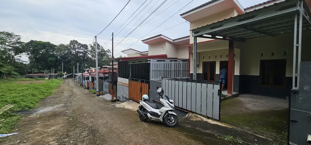 RUMAH MINIMALIS MODERN DI LEYANGAN UNGARAN BARAT