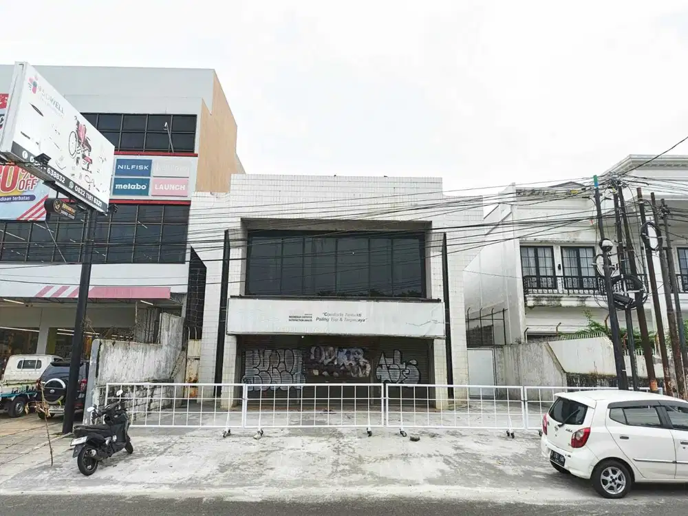Disewakan Bangunan 2 Lantai Komersil Tengah Kota Cocok Untuk Kantor