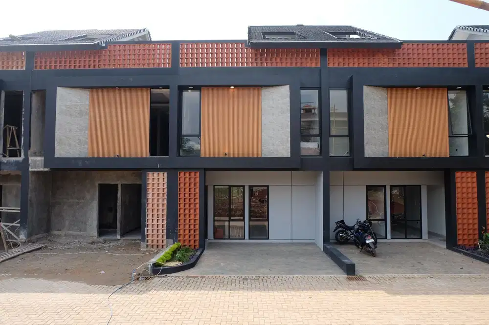 Rumah Modern 3 Lantai Di Cikeas Dekat 2 Pintu Tol