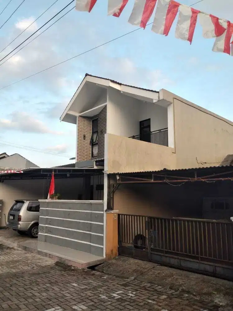 Rumah mewah 2 lantai kompleks kampus UMP Kembaran Purwokerto