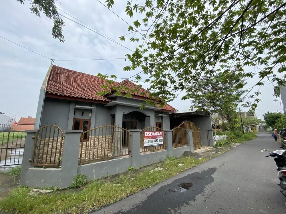 Rumah nyaman di sumber pleret dekat Chili pari katering