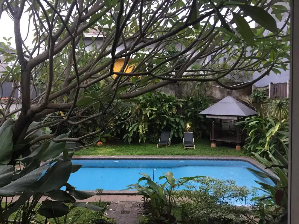 Rumah Cantik Dalam Townhouse Dengan One Gate System